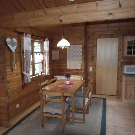 Wunderschoenes Am Waldrand By Interhome *