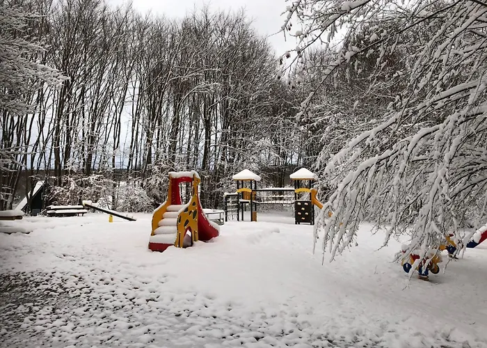 Wunderschoenes Am Waldrand By Interhome